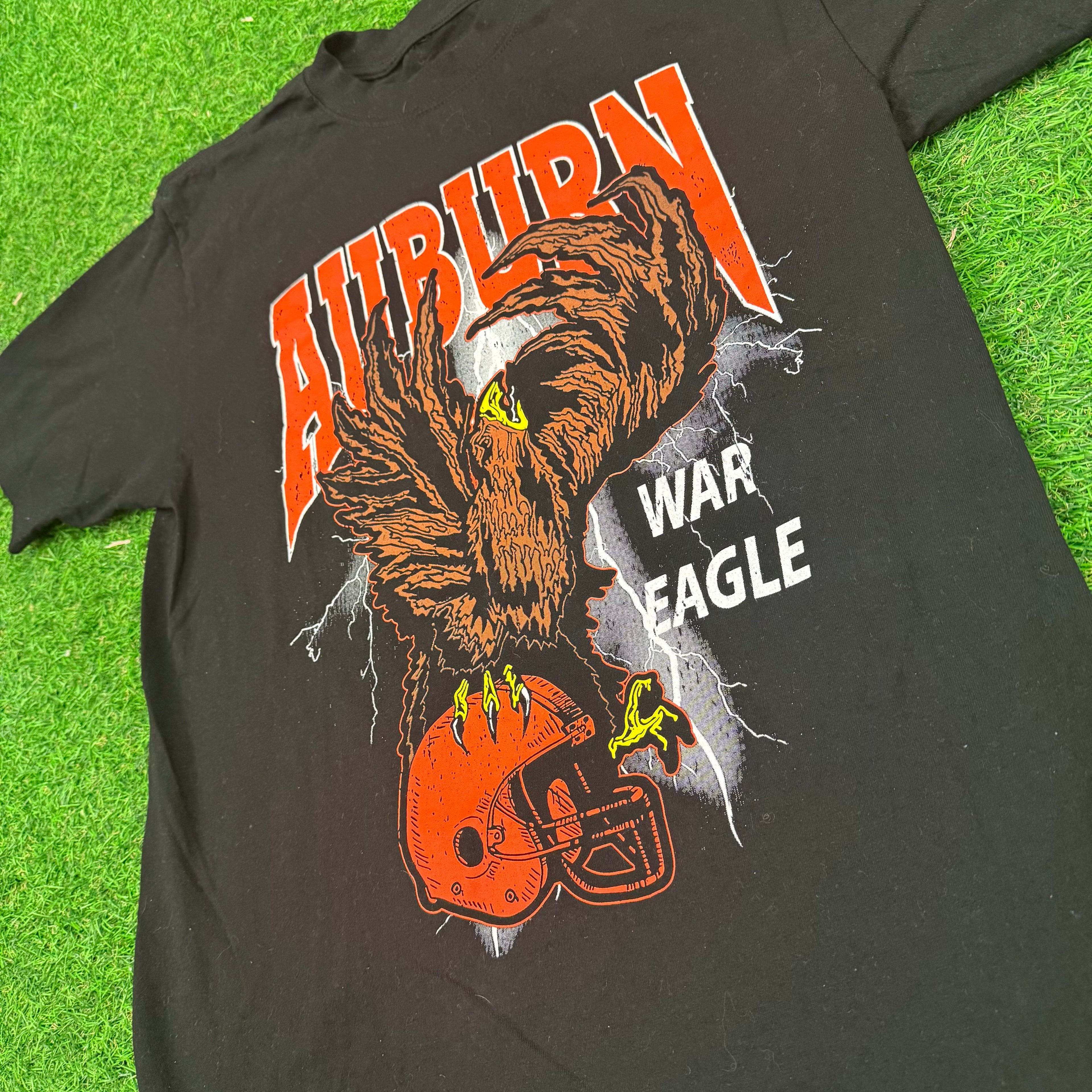 Auburn Graphic Tee - L