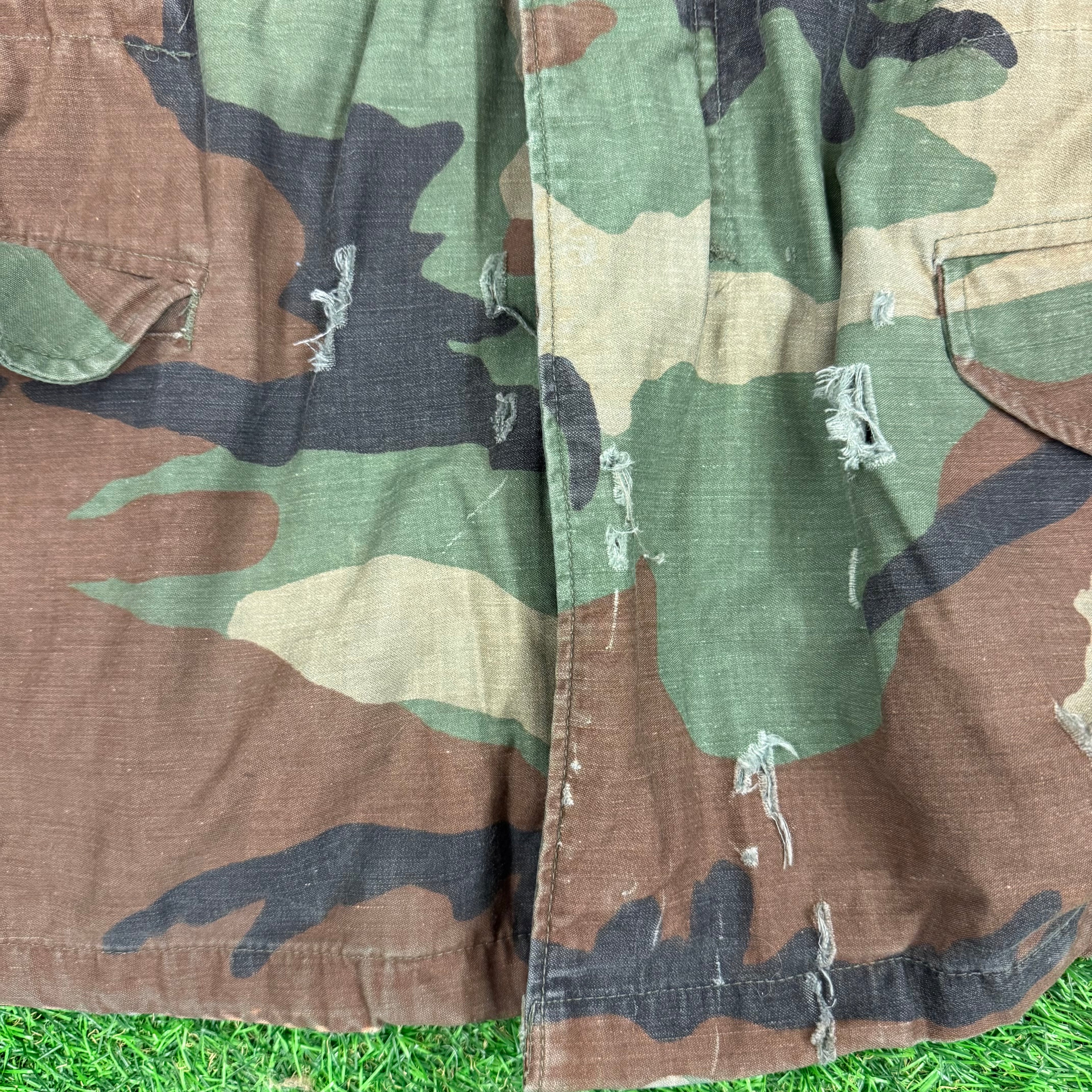 Vintage Camo US Army Jacket - M